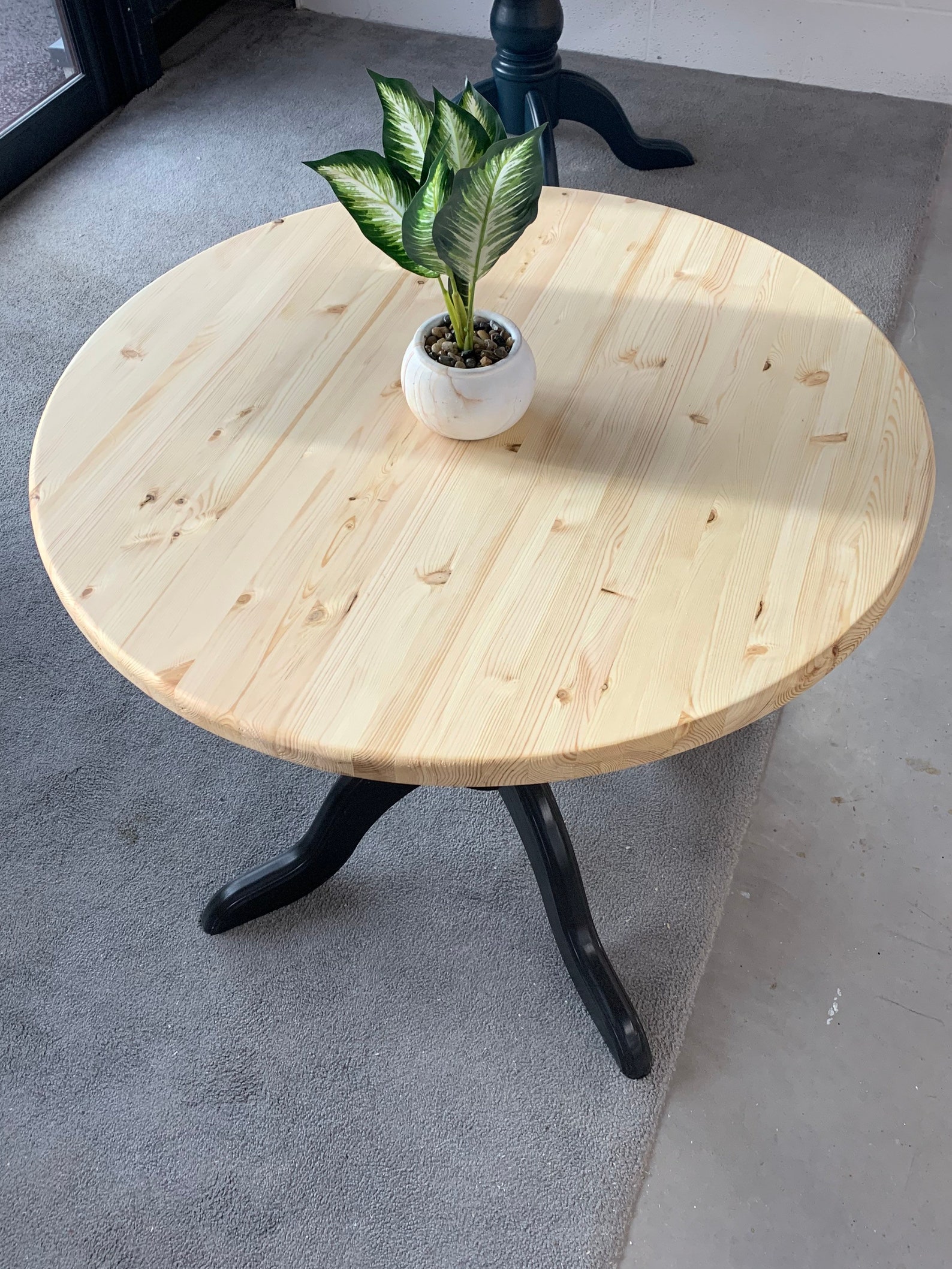 90cm Round Pedestal Farmhouse Dining Table Farrow & Ball Etsy UK