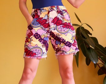 Vintage 1960s Pop Art Novelty Print Mother Earth Shorts // Small Medium // Hippie Retro 70s 60s