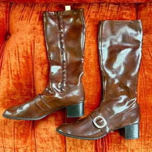 Vintage 1970s Chocolate Brown Vinyl Buckle Boots // Size 8 // Groovy Hippie Gogo 70s 60s Shoes Knee High Zipper Like New