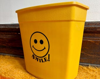Vintage 1970s Smiley Face Happy Trash Can Garbage Can Bin Cheinco Groovy Hippie 70s 60s 1960s Waste Bin Yellow Plastic Novelty