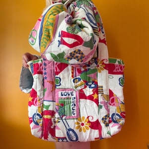 Vintage 1970s Sleeping Bag Upcycled Large Tote Bag w/ Vintage Zipper Woodstock Psychedelic Peter Max Style Groovy Pop Art Novelty Print 60s
