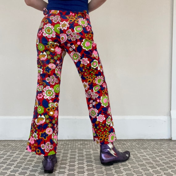 Vintage 1970s Psychedelic Flower Power Flare Pant… - image 4