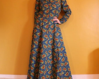 Vintage 1970s Psychedelic Paisley Maxi Dress // Blue Green Red Colorful Groovy Winter Long Sleeves Hippie Groovy Medium 60s 1960s