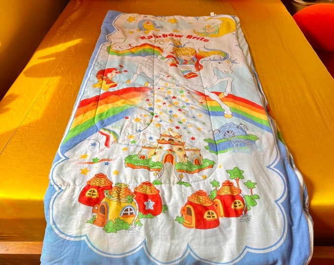 Rainbow Brite - Printed Bed Blanket / Couverture de lit