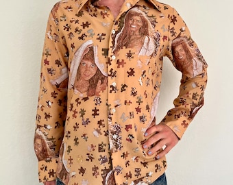 Vintage 1970s Groovy Men's Button Down Shirt Top Puzzled Pieces Tan Yellow Playboy // 70s 60s 1960s Groovy Fun Pop Art Puzzle Novelty Print