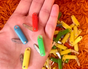 Vintage 1960s 70s Plastic Knife Pocketknife Charms// Colorful Yellow Blue Red Green Pendant Crackerjack Prize Fun Groovy Jewelry Bead