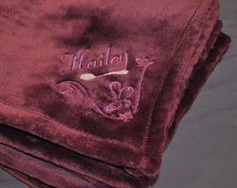 Fuzzy „Spoonie” Throw (Personalizowany)