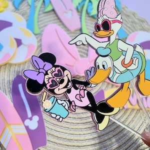 Splash party decor, minie in the pool, pool party, themed beach party, Minnie and Daisy, cake topper pool party, Minnie Mouse Pool party.