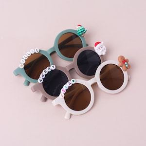 Personalised Christmas Sunglasses – Kids Xmas Party Favours – Custom Name Christmas Accessories