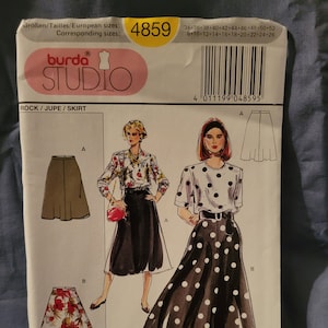 Burda Studio 4859 ladies 1980s full skirt 1980s Sewing Pattern in sizes 8, 10, 12, 14, 16, 18, 20, 22, 24, 26