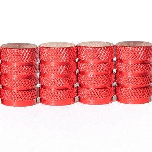 4pc Red Anodized Aluminum Tire Stem Caps – Knurled Style, PM Performotor (52842PM)