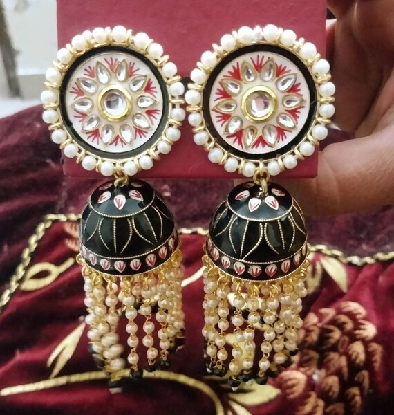 6 Popular Types of Earrings, Best for Every Women & Girls, India | Zariin