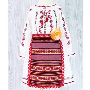 Romanian traditional costume/Romanian blouse/Romanian dance costume/Moldavian ie/Romanian traditional dress/Romanian traditional baby shower