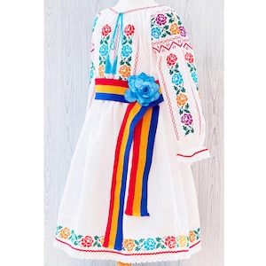 Romanian traditional costume/Romanian blouse/Romanian dance costume/Moldavian ie/Romanian traditional dress/Romanian traditional baby shower