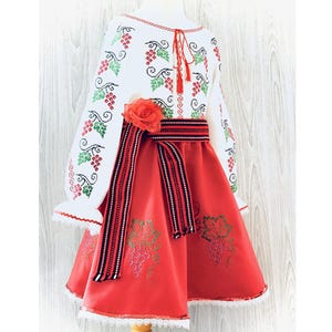 Romanian traditional costume/Romanian blouse/Romanian dance costume/Moldavian ie/Romanian traditional dress/Romanian traditional baby shower