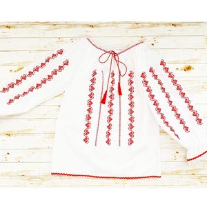 Blusa tradicional rumana / Camisa rumana / Traje moldavo / Vestido tradicional rumano / Rumania ia / Baby shower folclórico rumano