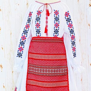 Romanian traditional costume/Romanian blouse/Romanian dance costume/Moldavian ie/Romanian traditional dress/Romanian traditional baby shower