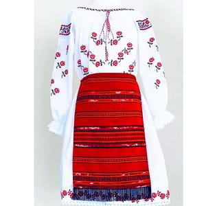 Romanian traditional costume/Romanian blouse/Romanian dance costume/Moldavian ie/Romanian traditional dress/Romanian traditional baby shower