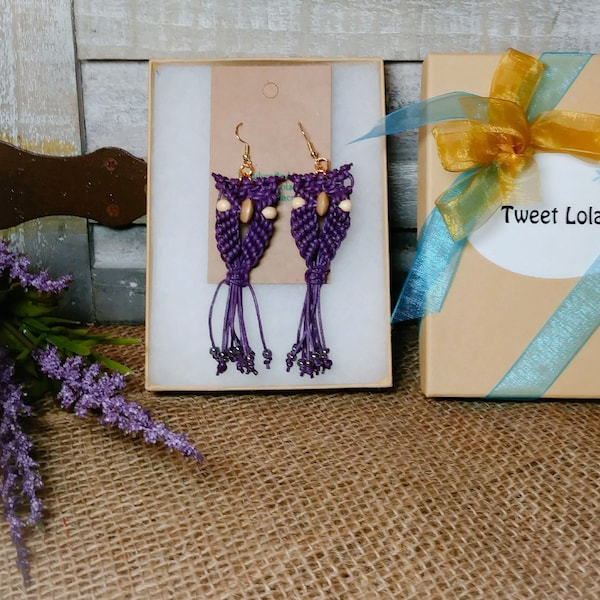 Boucles d’oreilles Purple Macrame Owl Drop, Boucles d’oreilles Macrame Owl Dangle, Boucles d’oreilles Gypsy Boho Statement, Boucles d’oreilles d’oiseaux uniques, Cadeau pour elle, Halloween