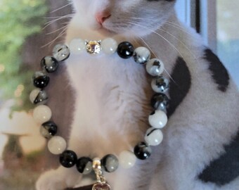 Black and White Cat Bracelet, Quartz Gemstones, Reversible Charm, Cat Lover Gift