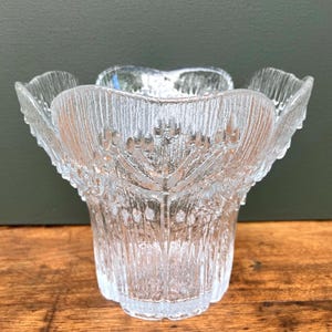 Vintage Finnish “Cow Parsley” Lasisepat Mantsala Vase or Candle Holder Designed by Pertii Kalloinen