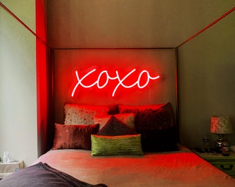 XOXO Neon LED Sign: Bedroom Party Decor, Personalized Neon Art