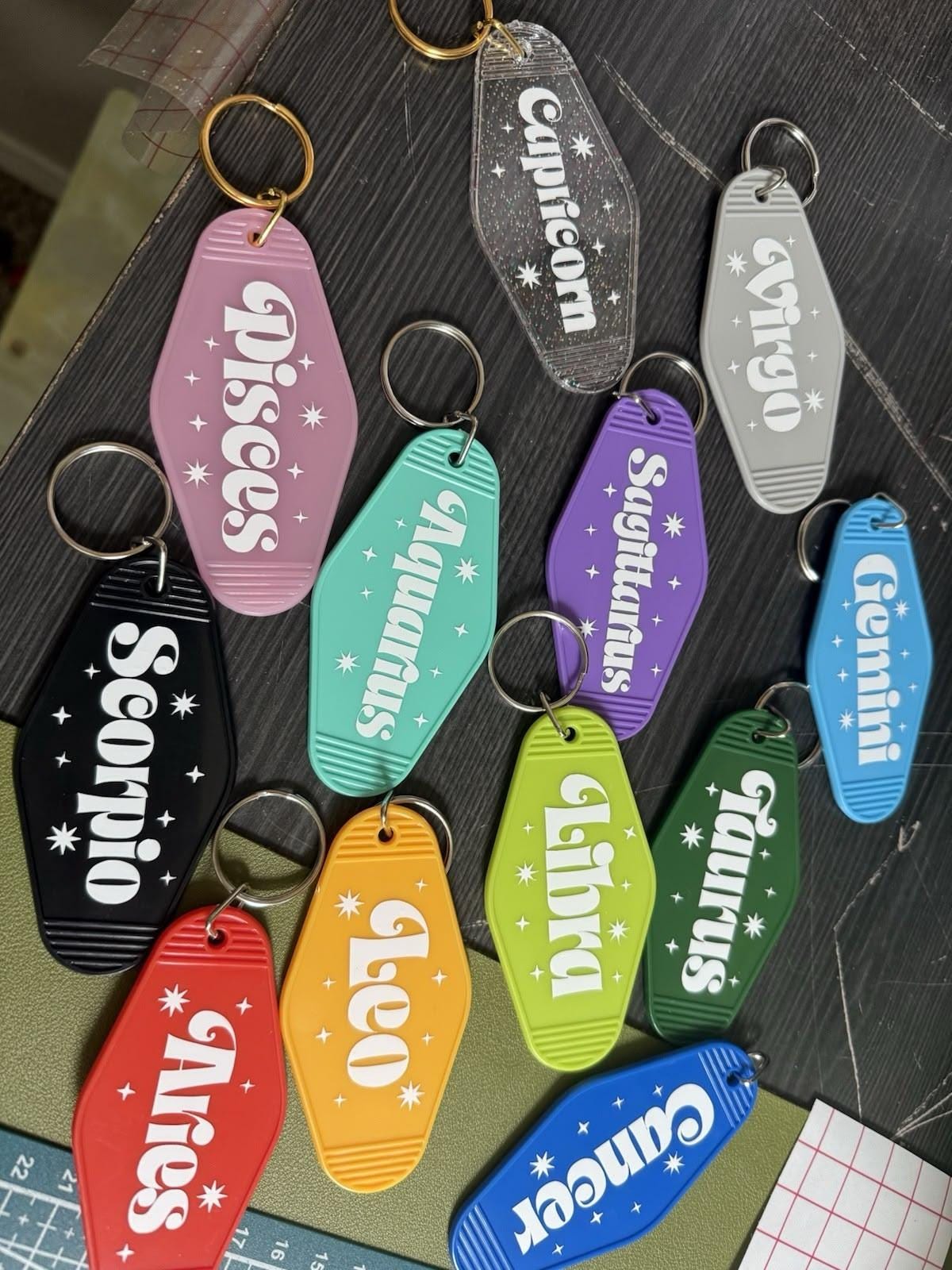 50pcs-1000pcs Personalized Retro Motel Keychain: Hotel Motel Keychains ...