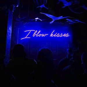 I blow kisses Custom Neon Sign Neon Sign Bedroom Neon Light Sign for Wall Neon Led Sign Neon Light Art Neon Light up Sign Wall Decor