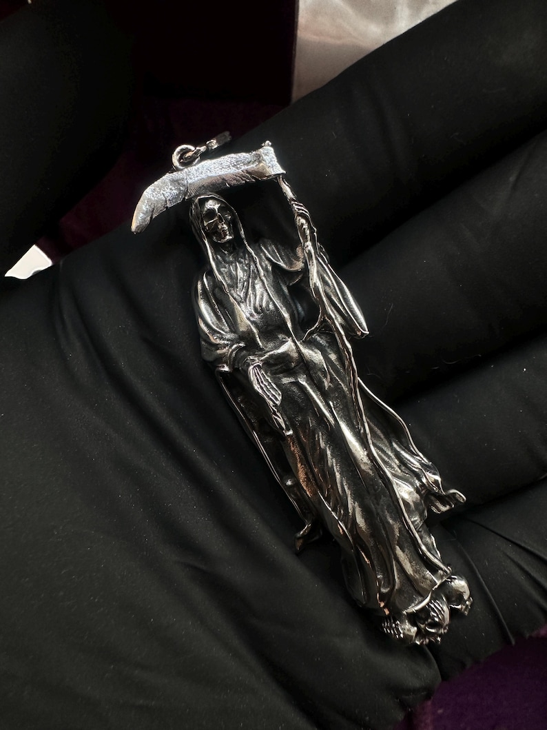 Santa Muerte sugar skul death