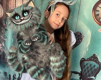 Realistic Big Cheshire Cat Alice in Wonderland