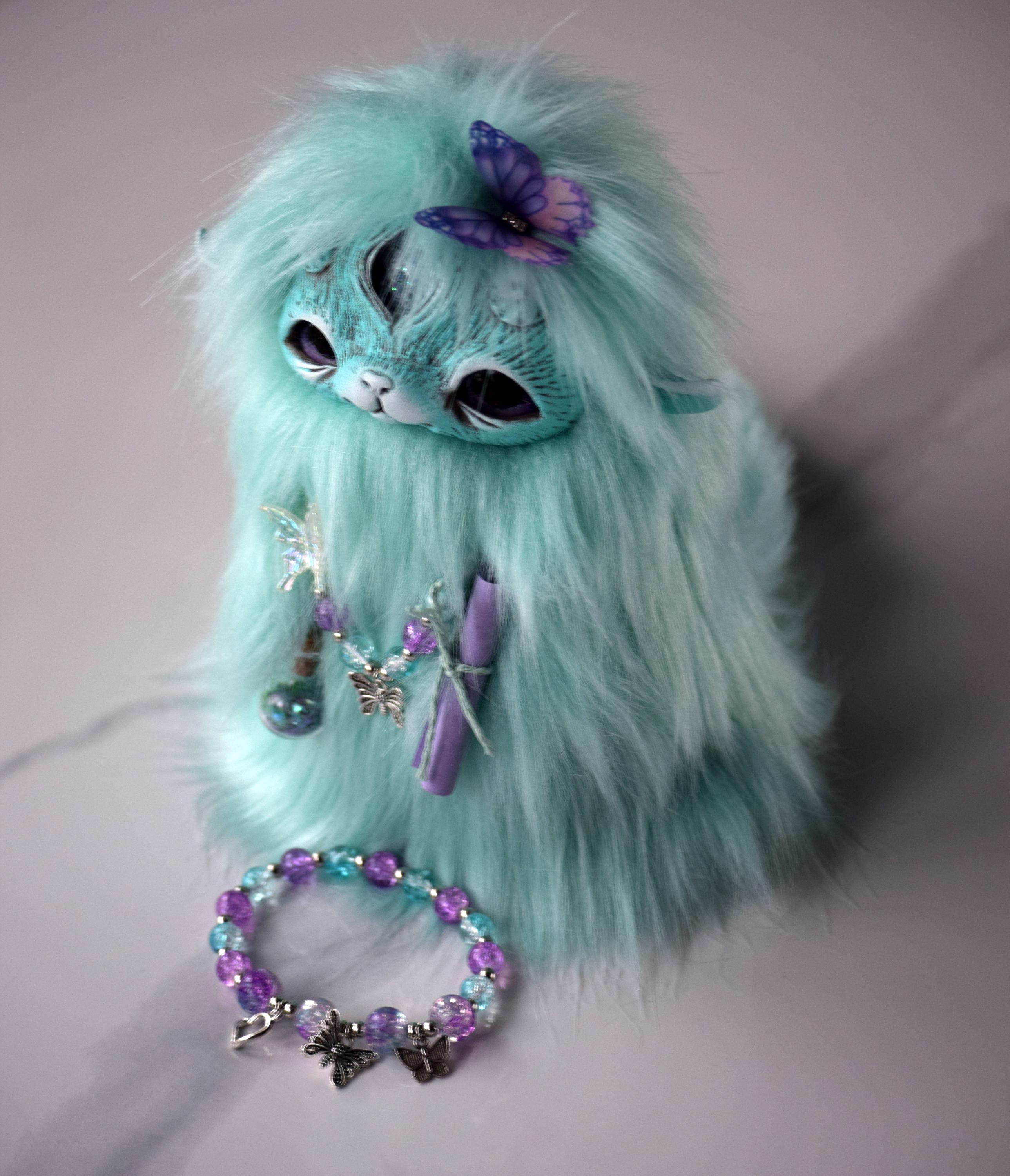 ファンタジー生物ドールFurry Doll ハンドメイド Handmade Faux Fur Fantasy Creature: Magical Home Decor - Etsy