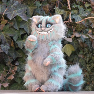 CAT from Wonderland Collections Animales realistas, Peluches