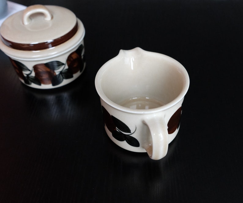 Arabia Ruija vintage sugar bowl and creamer hand painted vintage stoneware tableware, Raija Uosikkinen design image 6