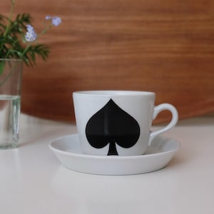 Arabia Finland Pelikortti PATA / Playing cards coffee cup and saucer, made in Finland vintage ceramic teacup, Kaj Franck