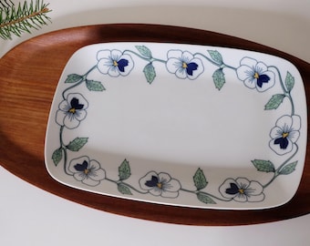 Antique Hutschenreuther Bavarian China White Gold Embossed Flowers