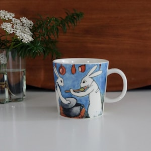 Arabia Heljä Liukko-Sundström pupu mug, Chef Bunnies, bunny mug (2003) made in Finland Teema mug , Kaj Franck