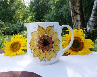 Arabia Finland Arabia Aurinkoruusu Pitcher, Hand Painted Sunflower