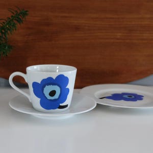 Marimekko Finland Unikko poppy coffee cup, tea cup 220MLand saucer made in Finland designed by Maija Isola, vintage tableware