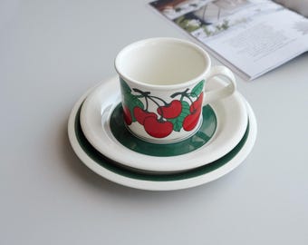 Trio Set Arabia Finland Arabia Kirsikka (cherry) Coffee Cup