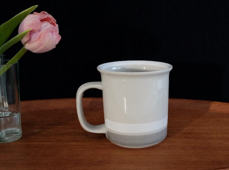 Arabia vintage Salla coffee mug, cocoa mug 300 ML designed by Raija Uosikkinen MCM vintage mug image 2