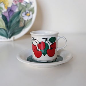 Arabia Finland Arabia Kirsikka (Cherry) vintage mocha cup, coffee cup and saucer designed by Inkeri Leivo made in Finland