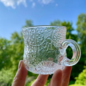 Iittala Finland Nuutajärvi Fauna, Oiva Toikka drinking glass, juice cup, vintage glassware made in Finland