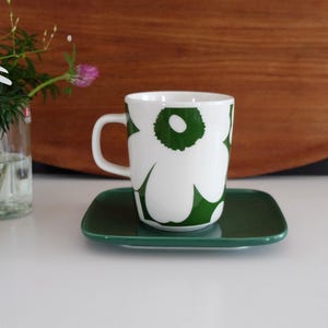 【未使用】marimekko Unikko マグカップ 小皿 セット グリーン Marimekko Unikko 60th Anniversary Mug, Green Color Porcelain Mug