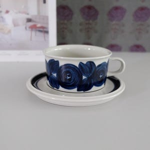 Arabia Anemone vintage tea cup and saucer 250 ML hand painted coffee cup designed by Ulla Procope Rosmarin Finnish vintage tableware