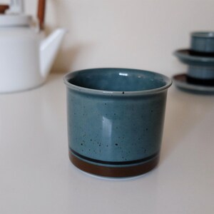 Lot De 6 Tasses à Café Et Soucoupes Finlande Arabia Polaris, Décor Fleurs Vertes