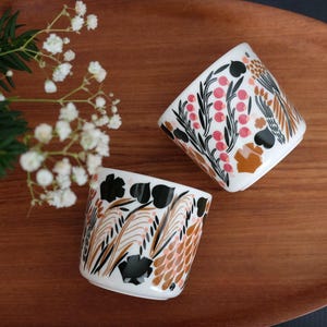 Marimekko Oiva Letto porcelain drinking cup without handle, coffee mug 2 DL, Aino-Maija Metsola