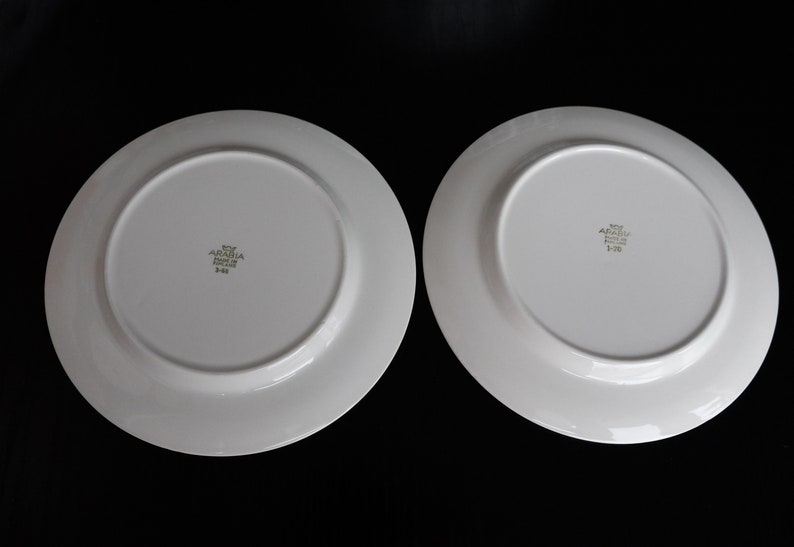 2 pcs Arabia Villiruusu & Arabia Veera side plate, dessert plate 17 cm, vintage ceramic tableware Laila Hakala, Esteri Tomula 画像 2