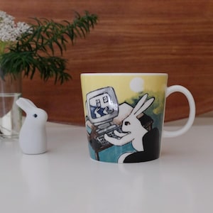 Arabia Nerd Bunnie coffee, tea mug. Collectible Teema mug. Arabia bunny mug. Designed by Heljä Liukko Sundstöm