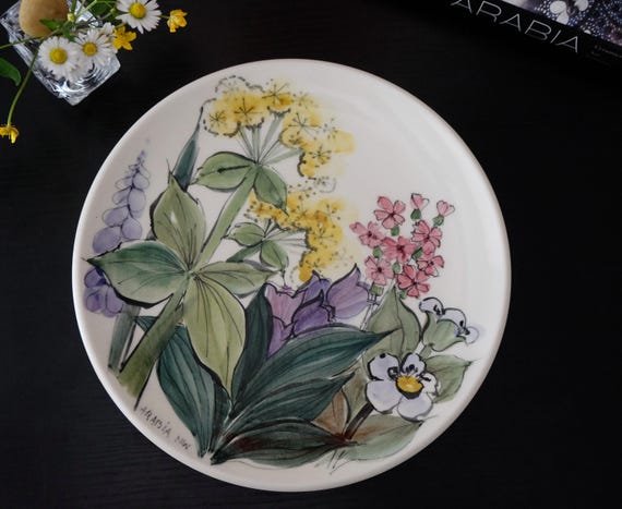 Arabia Finland Vintage Plate 26cm, Naile Wafin, Wall Art , Hand