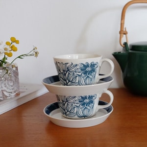 Arabia KETO kaffekopp, tekopp med fat. Tillverkad i Finland. Vintage keramikporslin